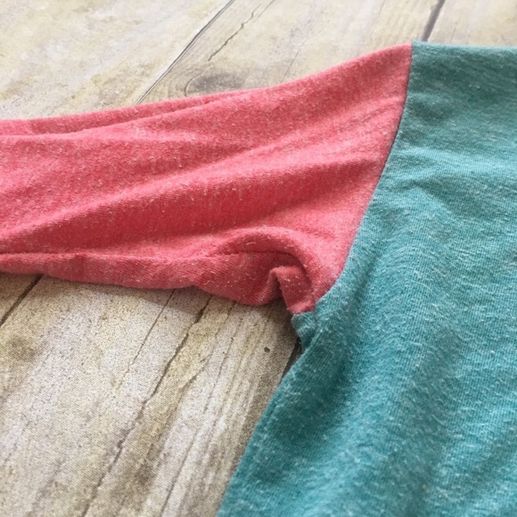 LuLaRoe Irma Top/Tunic - Picture 3 of 4